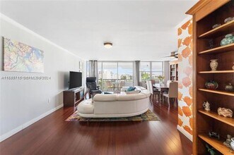 1080 94th St in Bay Harbor Islands, FL - Building Photo - Building Photo