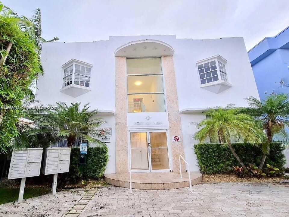 1526 Pennsylvania Ave in Miami Beach, FL - Building Photo