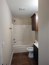 995 Vale St in Springdale, AR - Building Photo - Building Photo