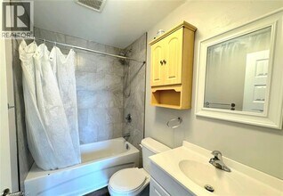 261 Cairn St in London, ON - Building Photo - Building Photo