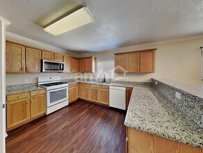 3104 Pinehurst Ct in Denton, TX - Building Photo - Building Photo