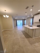 4596 Centaurus Cir in Naples, FL - Building Photo - Building Photo