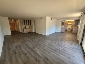 Magnolia View Apartments in Sherman Oaks, CA - Foto de edificio - Building Photo