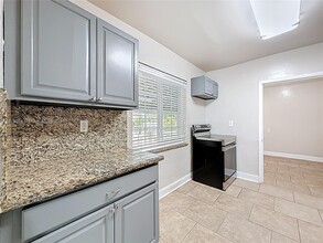 2839 Polk St in Hollywood, FL - Building Photo - Building Photo