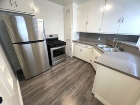 3757 S Bentley Ave in Los Angeles, CA - Building Photo