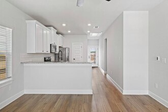 9316 Gladsome Path in Manor, TX - Building Photo - Building Photo