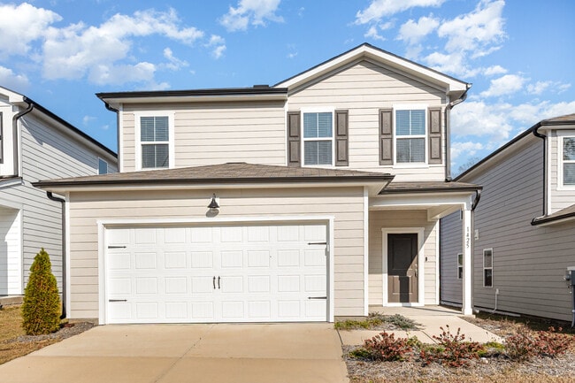 1425 Rhodes Pond St in Wendell, NC - Foto de edificio - Building Photo