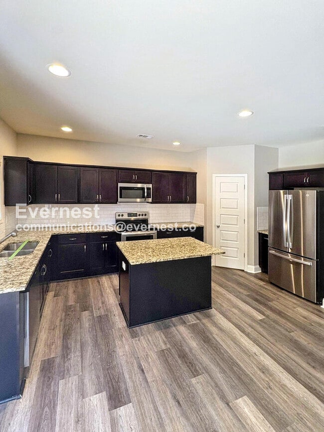 75 Joshua Creek Rd in Covington, GA - Building Photo - Building Photo