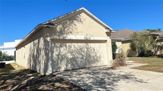 717 Knollwood Dr in Davenport, FL - Building Photo - Building Photo