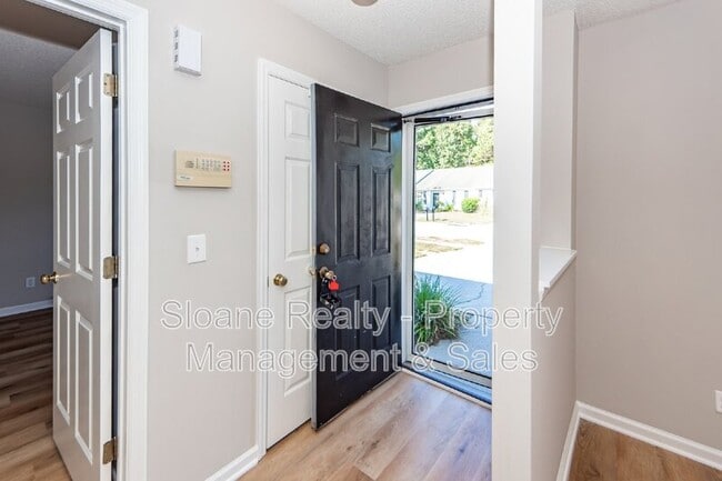 1322 Pinnacle Ln in Charleston, SC - Building Photo - Building Photo