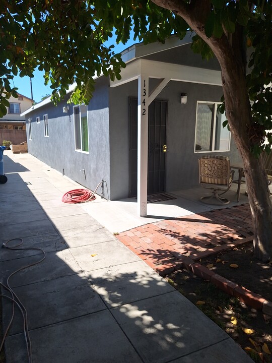 1342 Celis St in San Fernando, CA - Building Photo