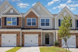 6258 Tea Olive Dr in Harrisburg, NC - Building Photo - Building Photo