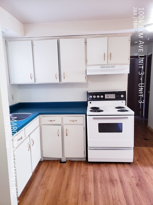 property at 1004 Elm Ave