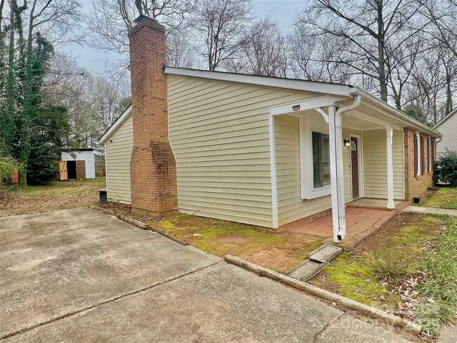 6217 Hickory Ridge Ln in Charlotte, NC - Building Photo - Building Photo