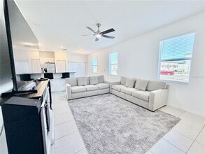 2580 Sunray Venus Wy in Ruskin, FL - Building Photo - Building Photo