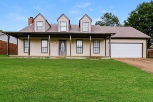 4386 Timber Rise Rd in Memphis, TN - Building Photo