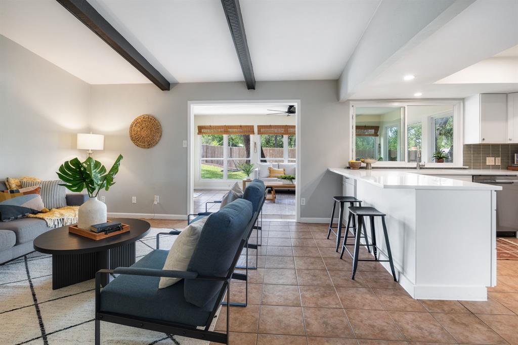 1406 Radam Cir in Austin, TX - Building Photo