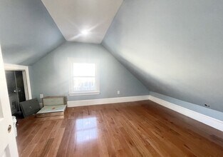 3 Grafton St, Unit 2 in Boston, MA - Foto de edificio - Building Photo