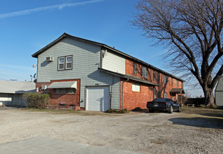 3321 E 33rd St in Tulsa, OK - Building Photo - Building Photo