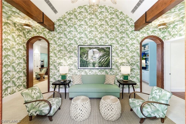 property at 2904 Tiburon Blvd E