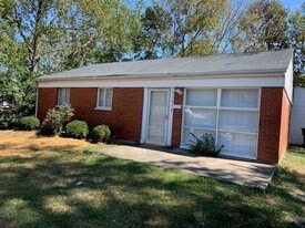 1990 Knight in Lexington, KY - Building Photo