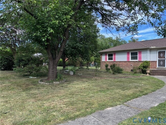 3911 Sunburst Rd in Richmond, VA - Building Photo - Building Photo