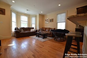 21 Sparhawk St, Unit 2 in Boston, MA - Building Photo - Building Photo