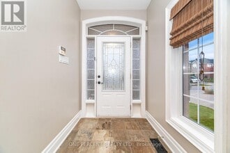 2432 Hilda Dr in Oakville, ON - Building Photo - Building Photo