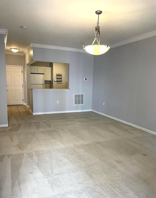 23 Pierside Dr, Unit 234 in Baltimore, MD - Building Photo - Building Photo