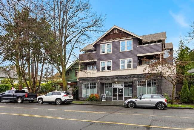 5430 California Ave SW, Unit 2D in Seattle, WA - Foto de edificio - Building Photo