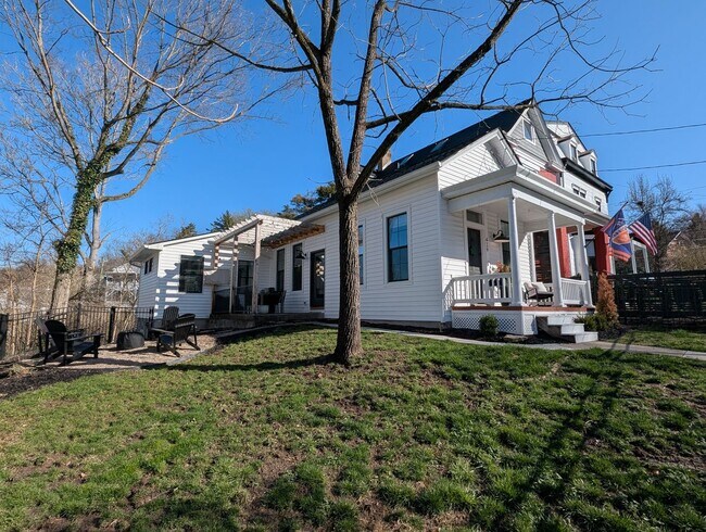 429 McDowell St in Cincinnati, OH - Building Photo - Building Photo