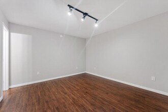 605 Enid St in Houston, TX - Building Photo - Building Photo
