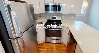 20 John F. Kennedy St, Unit 8 in Cambridge, MA - Building Photo - Building Photo