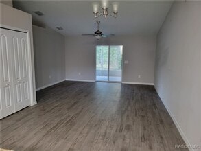 9354 N Mendoza Way in Citrus Springs, FL - Building Photo - Building Photo