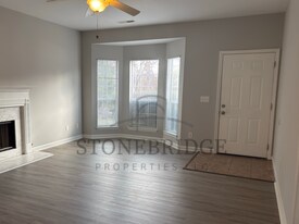 1653 King James Dr in Alabaster, AL - Building Photo