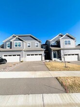 13319 Territorial Cir N in Maple Grove, MN - Building Photo - Building Photo