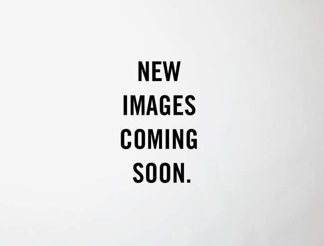 property at 1001-1021 SE Chicago St