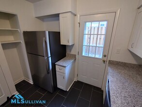 220 Elizabeth St in Chapel Hill, NC - Building Photo - Building Photo