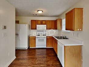 1752 Chanson Pl NE in Marietta, GA - Building Photo - Building Photo