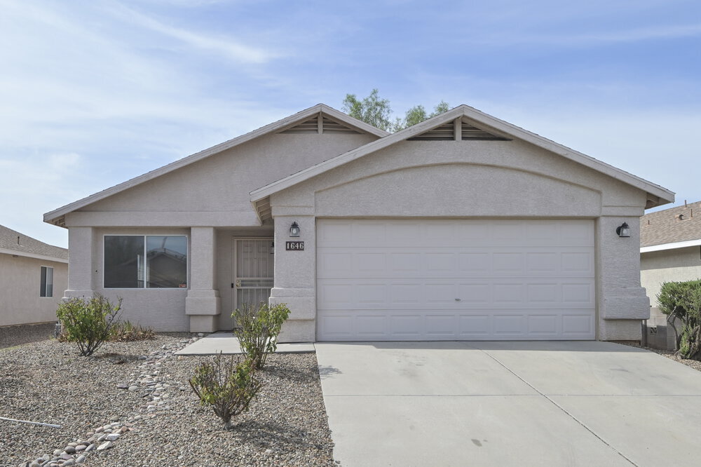 1646 E St Apollonia St in Tucson, AZ - Building Photo