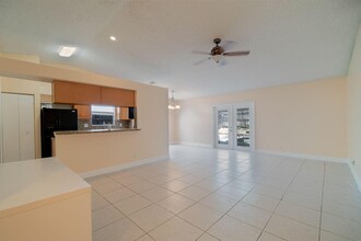 14 Misty Meadow Dr in Boynton Beach, FL - Building Photo - Building Photo