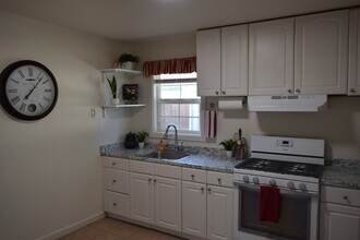 3220 Byron Rd in Tracy, CA - Building Photo - Building Photo
