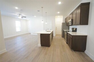 648 Parkline Dr in Georgetown, TX - Building Photo - Building Photo