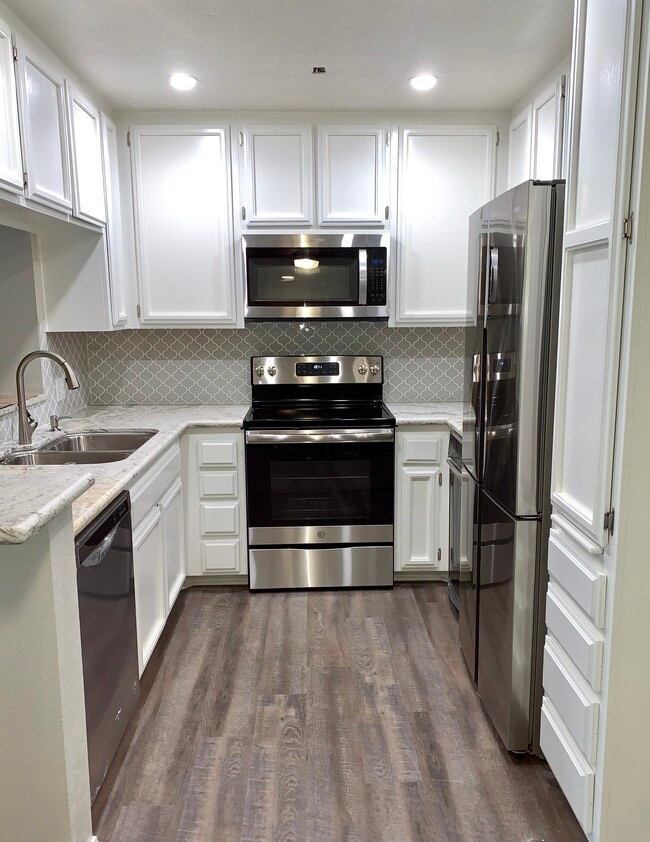 5665 Friars Rd, Unit 226