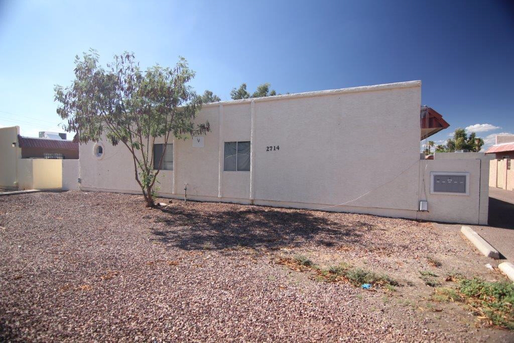 2714 E Tierra Buena Ln in Phoenix, AZ - Building Photo