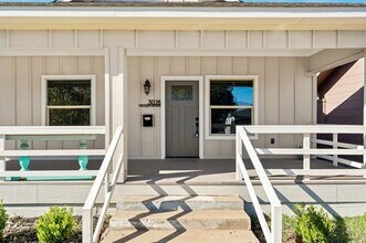 3028 College Ave in Fort Worth, TX - Foto de edificio - Building Photo