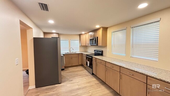 7251 Pinehill Rd in Daphne, AL - Building Photo - Building Photo