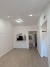 1300 SE 31st Ct in Homestead, FL - Building Photo - Building Photo