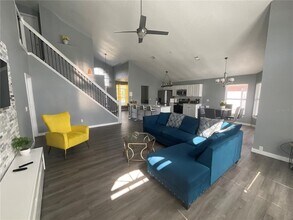 2929 Pembridge St in Kissimmee, FL - Building Photo - Building Photo