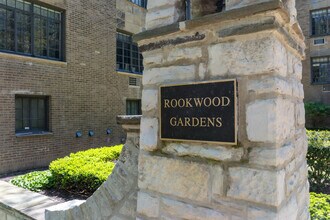 Rockwood Gardens in Evanston, IL - Building Photo - Building Photo